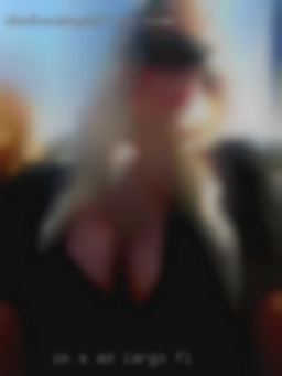 I'm ad Largo, FL a submissive, bi   trans femboy.