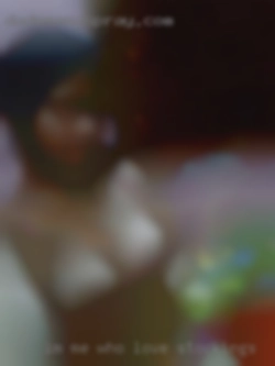 I'm me, I love who love stockings  to eat pussy.
